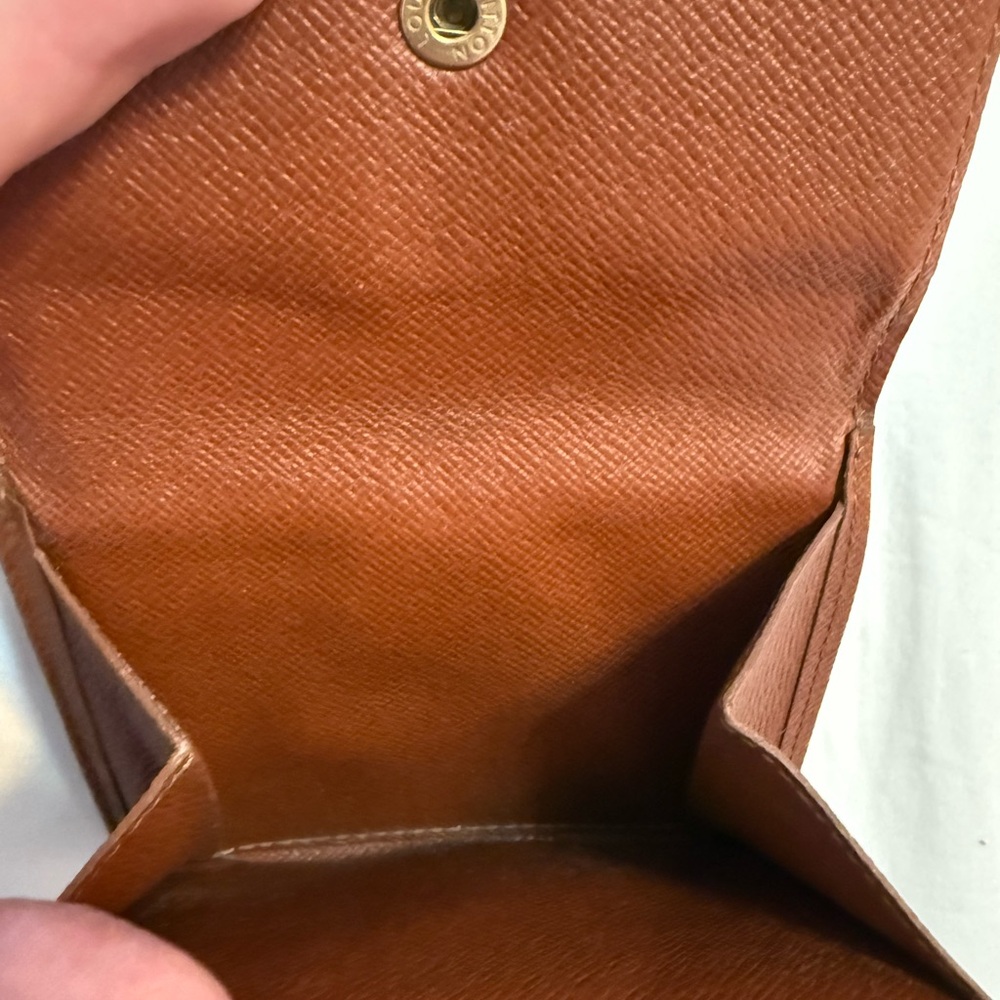 Authentic Louis Vuitton Monogram wallet - Picture 5 of 9